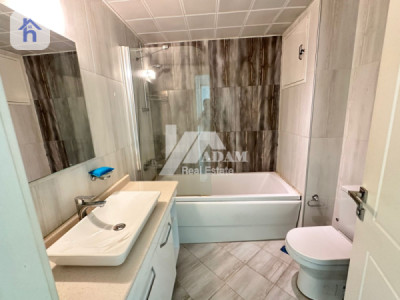 One-Bedroom Apartment in Empire Wings Image 5