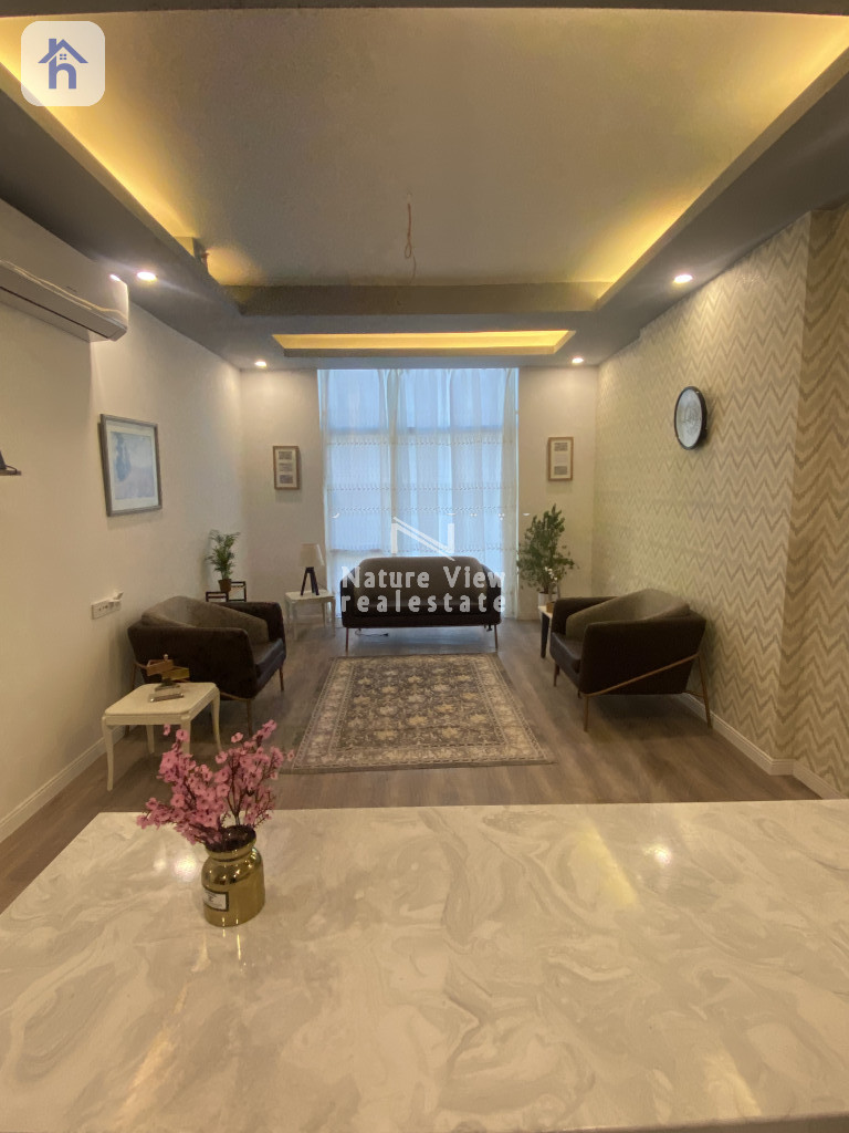 Elegant 1-bedroom in prime location