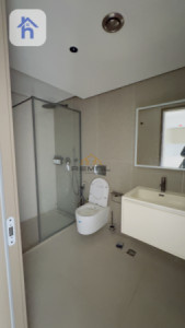 Spacious Apartment in Cavalli Tower Image 13