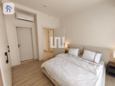 Spacious Apartment with 3 bedrooms image 6