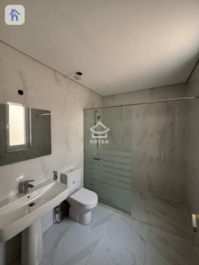 Spacious Family Home in Erbil image 12