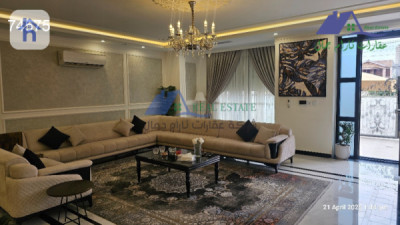 Spacious House with 5 Bedrooms Image 5