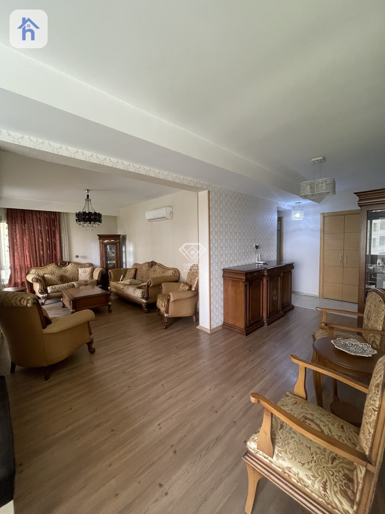 Modern 2-Bedroom Apartment, Fully Furnished