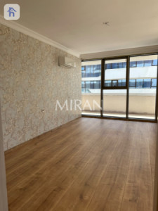 Modern 2-Bedroom Apartment in Prime Location image 5