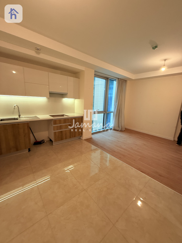 Cozy Apartment in Empire Wings