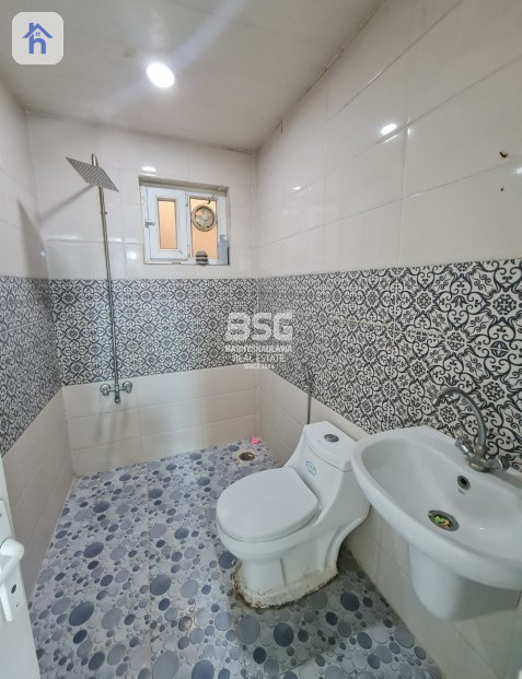 Cozy 2 Bedroom Apartment in Erbil Image 4