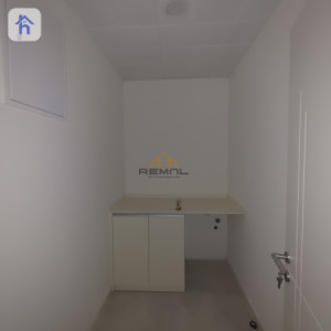 A 2+1 unfurnished apartment in Empire Square for sale image 5
