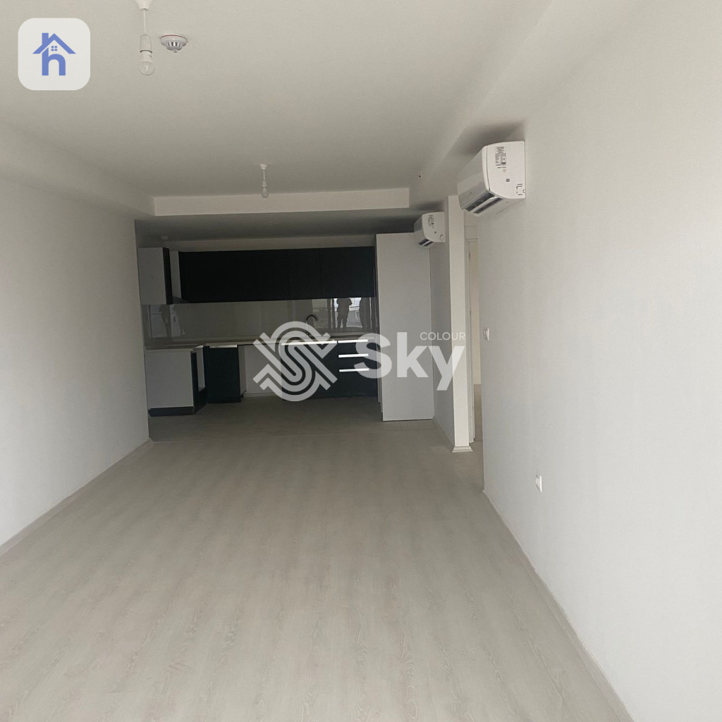 Spacious and Bright 2 Bedroom Apartment