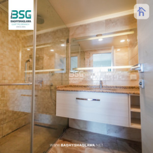 Elegant Apartment with 2 Bedrooms Resim 7