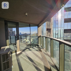 Stylish 1 Bedroom Apartment Image 6