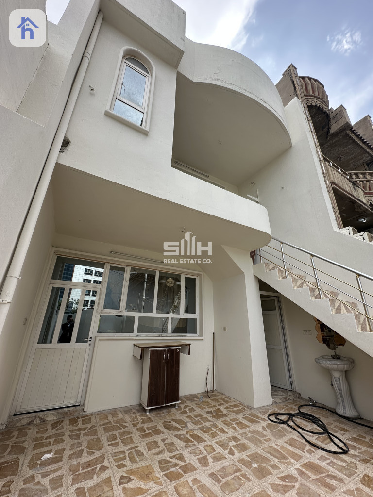 Spacious 3-Bedroom House for Rent Image 2