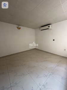 Spacious Commercial Property in Bakhtyari image 6