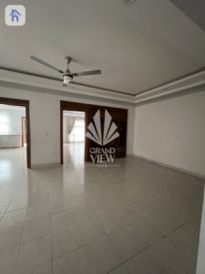 منزل مقابل الحديقة صورة 18