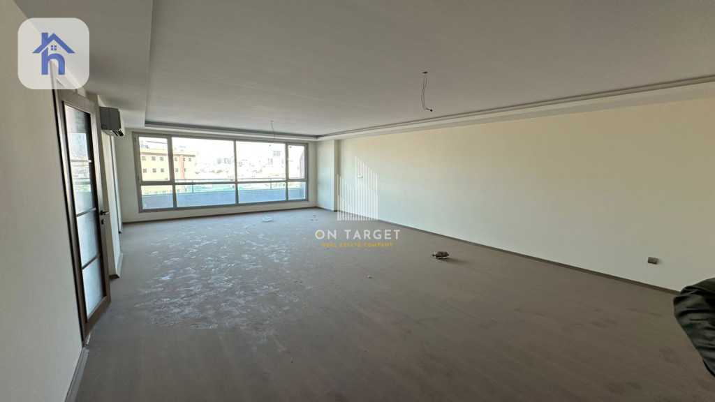 Spacious Apartment with Stunning Views