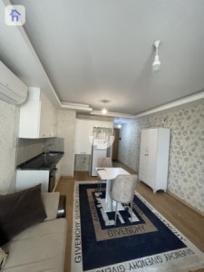 Studio Apartment image 2