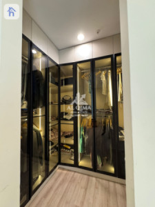 Modern 2-Bedroom Apartment in Empire Square image 14