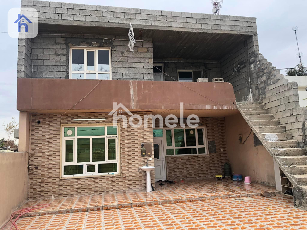 House (225m²)