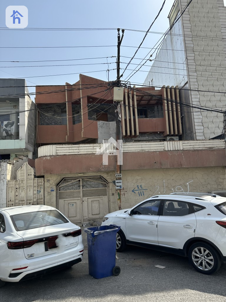 منزل تجاري (220م²)