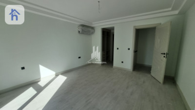 شقة واسعة مع مناظر خلابة صورة 4