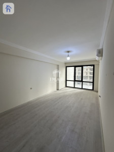 Elegant Two-Bedroom Apartment Image 5