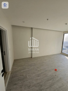 Apartment in Cash image 4