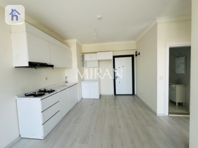 Modern Apartment image 3