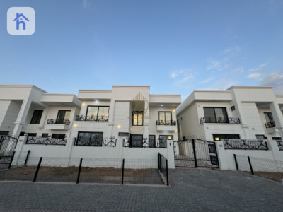 Spacious House in Zaiton Plus VIP image 1