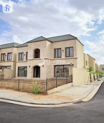 Spacious house with 5 bedrooms