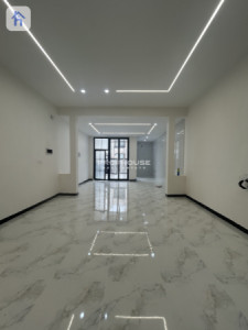 Modern 3 Bedroom House Resim 7