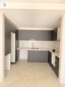 Modern 1-bedroom apartment, 16th floor image 2