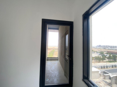 Spacious Apartment with contemporary design Image 5