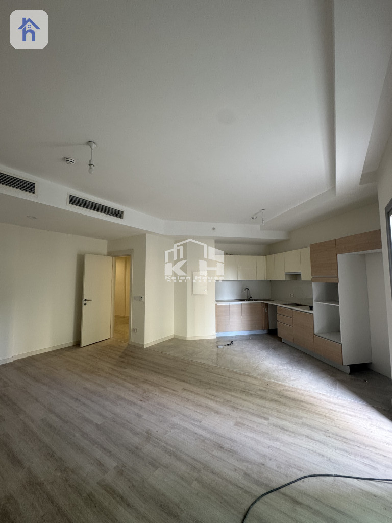 Cozy Apartment in Empire Square