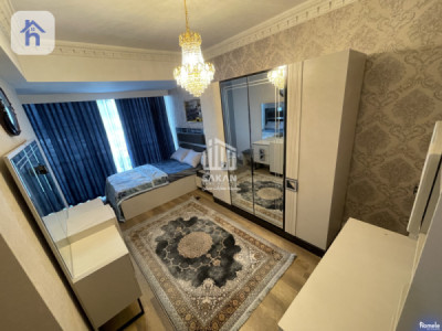 Elegant 3-Bedroom Apartment Resim 12