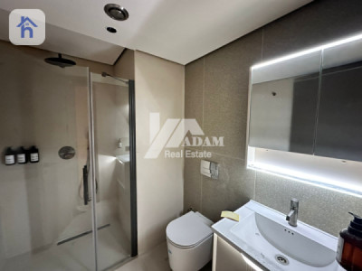 High-Floor 4 Bedroom Apartment for Rent Image 12