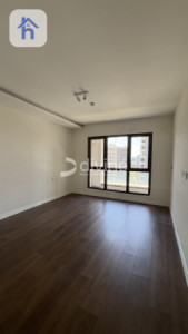 Chic Apartment in Prime Location image 2