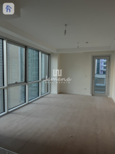Modern 1 Bedroom Apartment Image 3