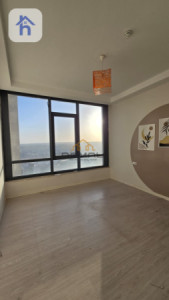 Modern One-Bedroom Apartment Resim 3