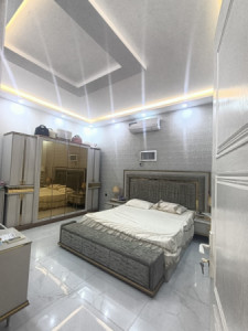 Spacious House with 5 Bedrooms Resim 5