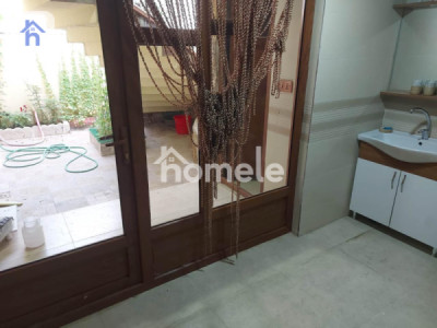 خانوویەکی خێزانیی لە ڕۆژهەڵات وێنە 9