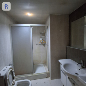 Spacious 3 Bedroom Apartment for Sale image 6