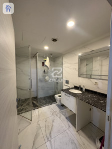 Modern One-Bedroom Apartment Image 5