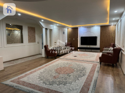 Large Family House in Prime Location image 4