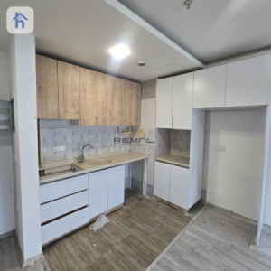 Modern 2 Bedroom Apartment Image 6