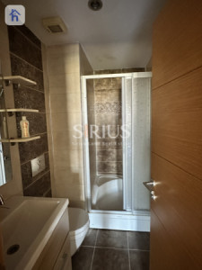 شقة حديثة بثلاث غرف نوم في مدينة جيهان للبيع صورة 14