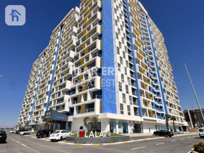 Modern 2 Bedroom Apartment image 9
