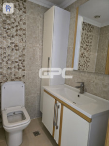 Spacious Apartment in Roya Tower Image 8