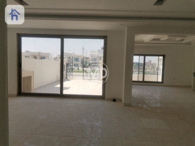 House Opposite Garden with 360° Resim 3