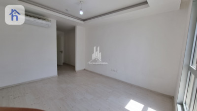 Elegant 2-bedroom apartment for rent Image 4