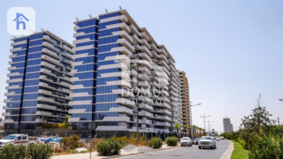 Modern 1BR Apartment in Star Towers image 8