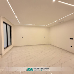 منزل عائلي واسع صورة 13